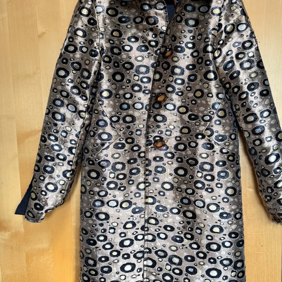 Fendi reversible coat, grey and reversible to gold - Picture 7 of 8